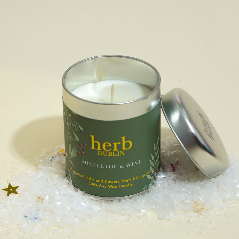 Christmas Scented Candle Mistletoe and Wine - Buy Online UK